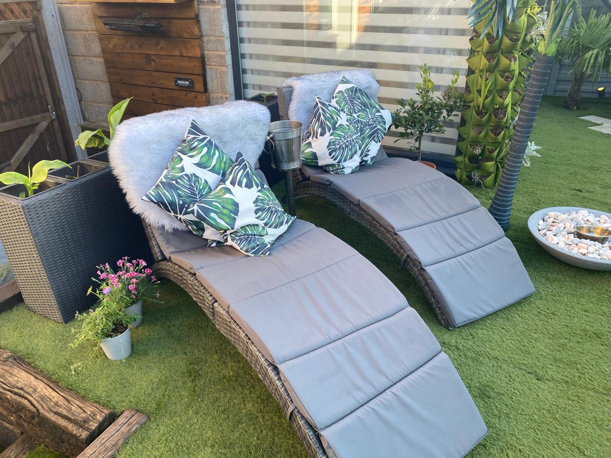 Mini Love Island Style Guest House Includes Personal Hot 24 Hour Swimming Pool, Outdoor Bathtub, Heated Dining Dome And Fire Pit, All This Is Secretly Located In The Busy Suburbs Of Nottingham Bagian luar foto